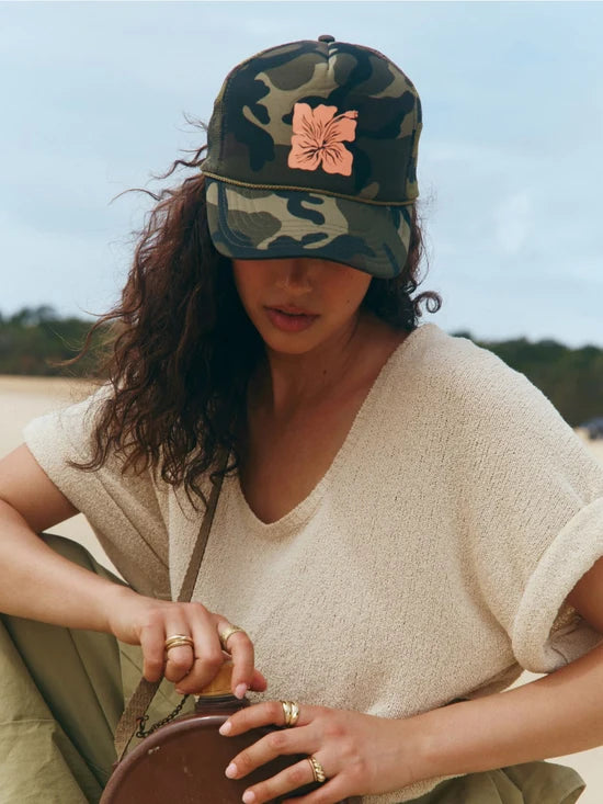 Apparel & Accessories